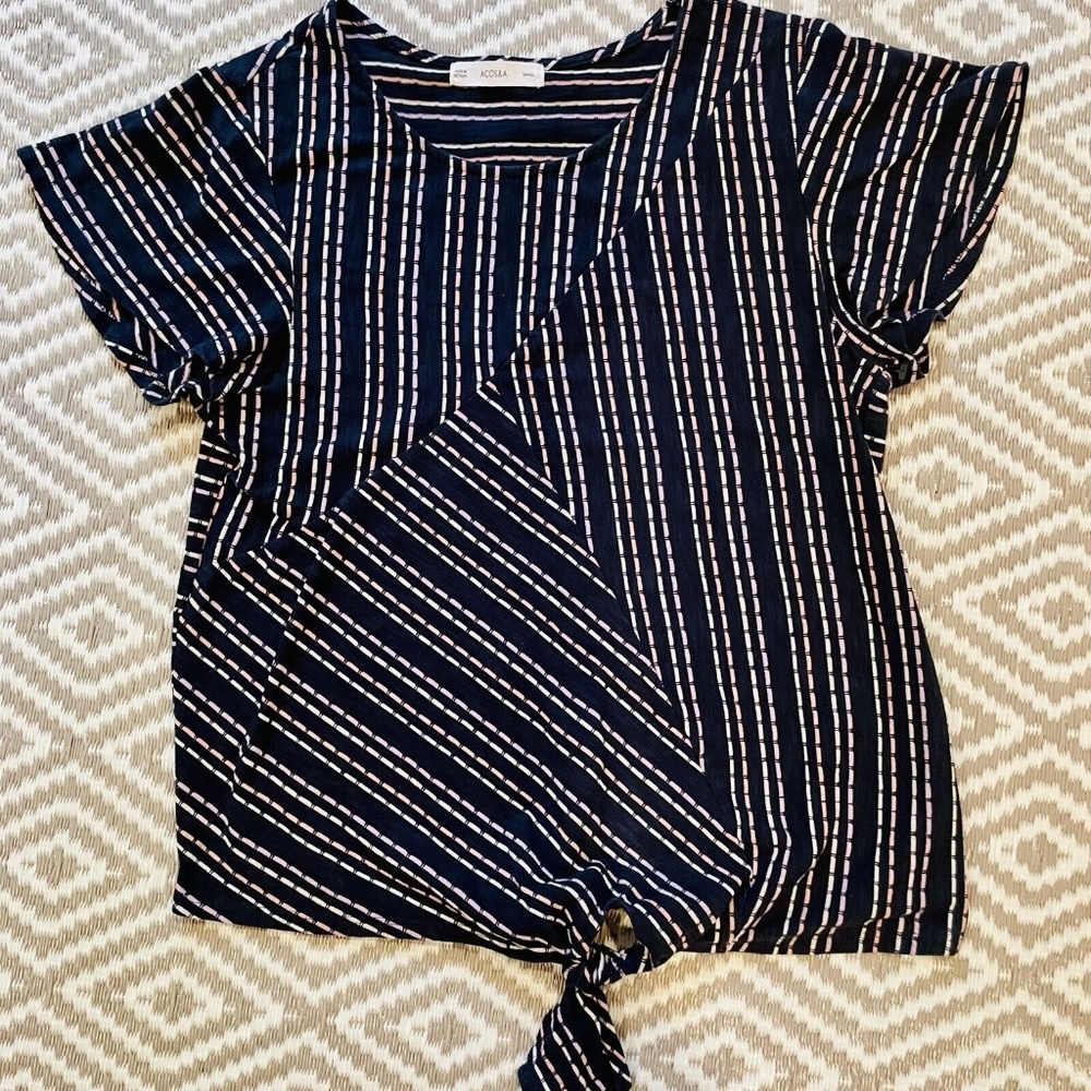 ACOS & A Stitch Fix Women's Small Top Navy, Flutter Sleeve Geometric Print